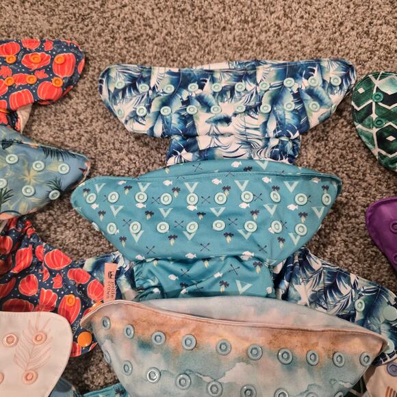 Bundle of 13 Petite Crown Reusable Cloth Diapers - Different Types - Picture 4 of 15